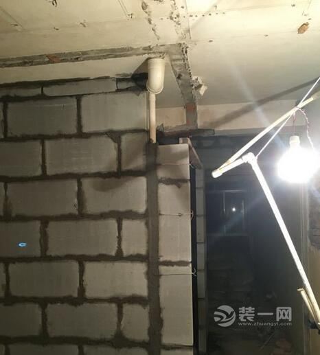 大连装饰公司水电隐蔽工程施工图片