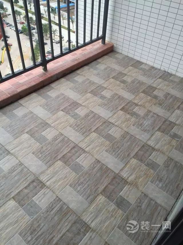 装修前毛坯房效果图