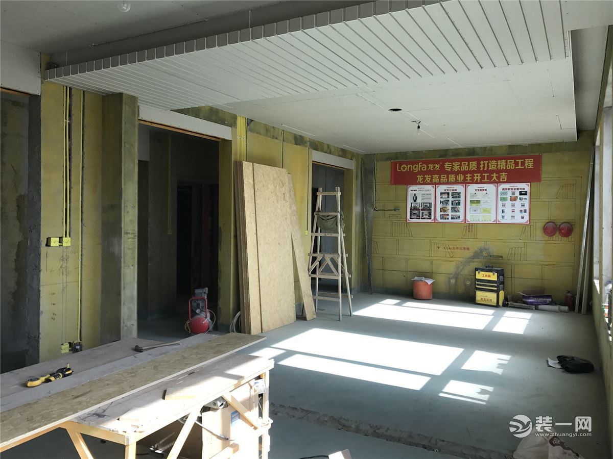 大连东港第380平米施工现场